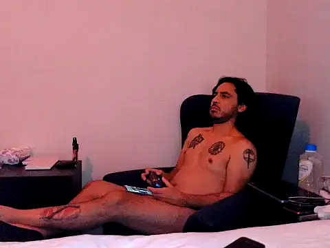 Snapshot of Iscariot19 chatting on February 8, 2026, 5:44 am Iscariot19 online show from February 8, 2026, 5:44 am