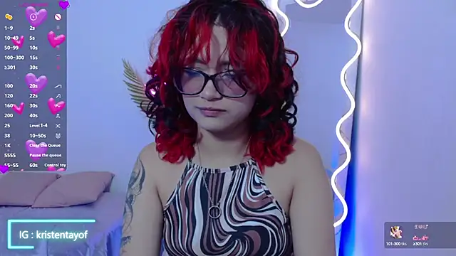 Snapshot of kristen_tay chatting on October 15, 2025, 8:09 pm kristen tay online show from October 15, 2025, 8:09 pm