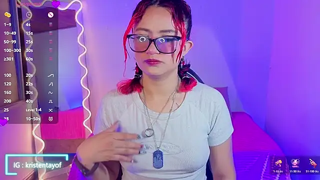 Snapshot of kristen_tay chatting on November 19, 2025, 2:44 am kristen tay online show from November 19, 2025, 2:44 am