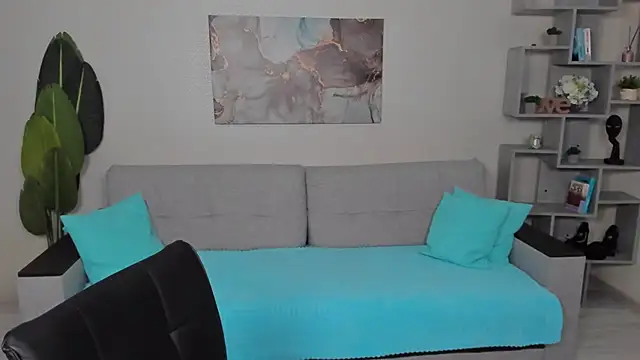 GabriellaMays online show from December 4, 2025, 5:06 am