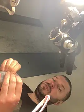 DorianJeday online show from November 12, 2025, 8:48 am