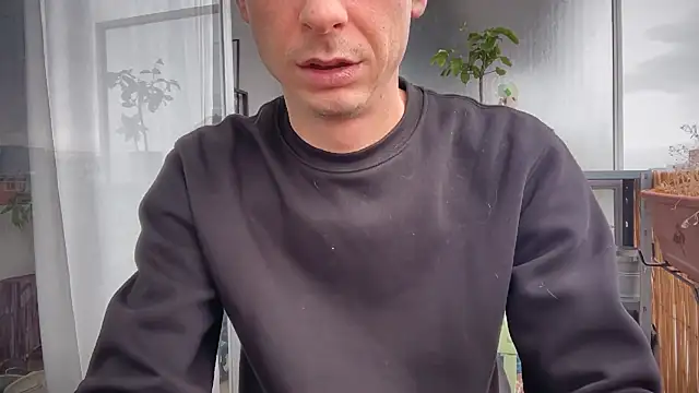 MikymikeBBWD online show from November 1, 2025, 1:02 pm