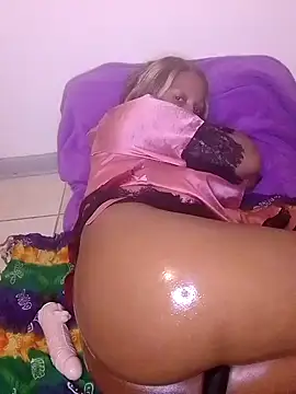 ChloeBab online show from October 16, 2025, 8:32 pm