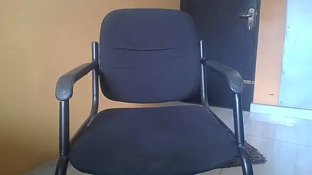 Snapshot of BadboySLR_8899 chatting on February 20, 2026, 5:15 am BadboySLR 8899 online show from February 20, 2026, 5:15 am