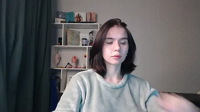 Snapshot of Anna-Sun chatting on May 6, 2026, 9:09 pm Anna-Sun online show from May 6, 2026, 9:09 pm