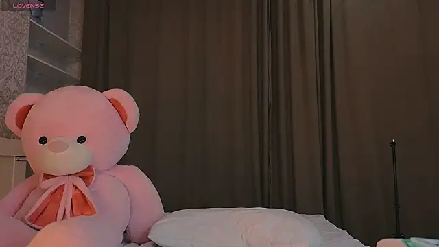 Snapshot of Demonic_Angel_ chatting on January 9, 2026, 1:14 pm Demonic Angel online show from January 9, 2026, 1:14 pm