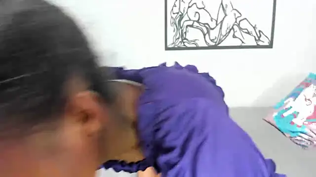 karina-lopez online show from October 3, 2025, 3:20 pm