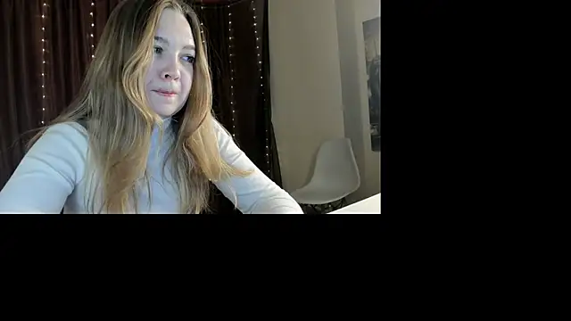 Snapshot of GeorginaCleverley chatting on March 2, 2025, 9:10 am GeorginaCleverley online show from March 2, 2025, 9:10 am