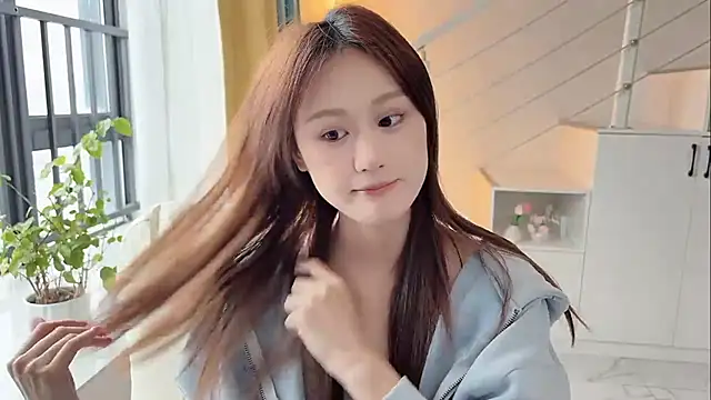 Snapshot of Cassie-20 chatting on November 19, 2025, 2:22 am Cassie-20 online show from November 19, 2025, 2:22 am