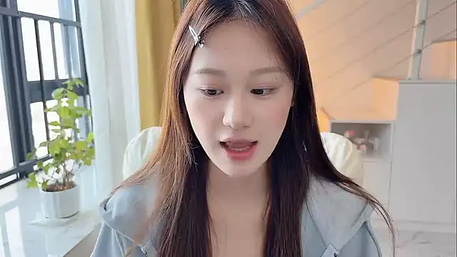 Snapshot of Cassie-20 chatting on December 17, 2025, 2:17 am Cassie-20 online show from December 17, 2025, 2:17 am