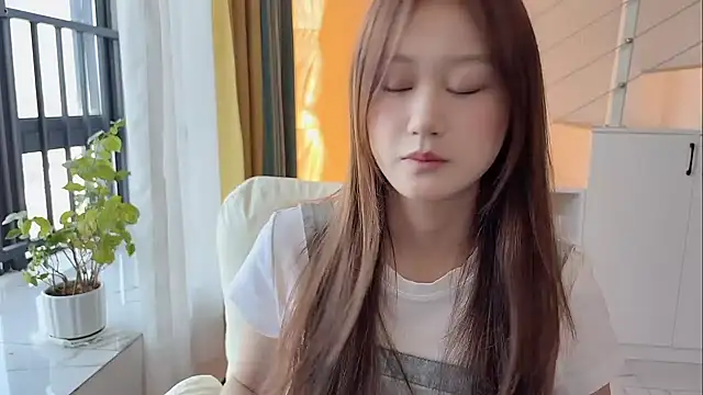 Snapshot of Cassie-20 chatting on December 21, 2025, 2:30 am Cassie-20 online show from December 21, 2025, 2:30 am