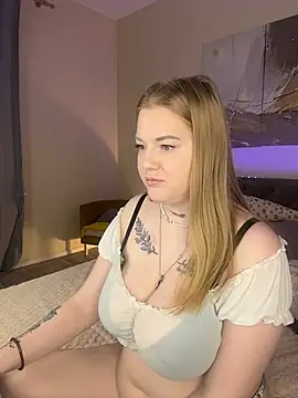 Snapshot of DonnaSmith chatting on January 17, 2026, 9:25 am DonnaSmith online show from January 17, 2026, 9:25 am