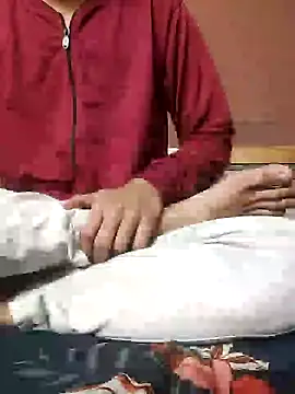 Snapshot of love_me_you chatting on February 22, 2025, 9:01 am love me you online show from February 22, 2025, 9:01 am