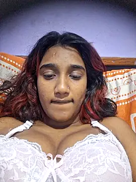 Snapshot of indianpink_lips chatting on June 7, 2026, 7:06 pm indianpink lips online show from June 7, 2026, 7:06 pm