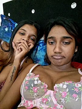 Snapshot of indianpink_lips chatting on July 5, 2026, 2:02 pm indianpink lips online show from July 5, 2026, 2:02 pm