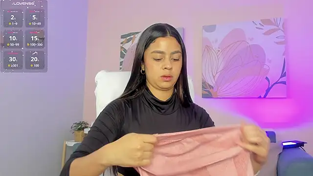 Bella walker  online show from January 13, 2026, 8:14 pm