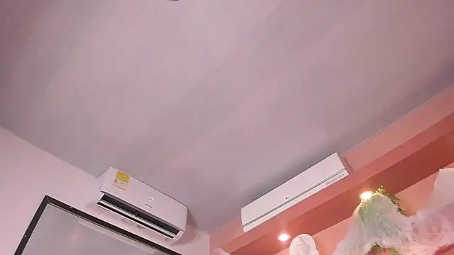 Snapshot of SofiaBennett_ chatting on November 4, 2025, 12:26 pm SofiaBennett online show from November 4, 2025, 12:26 pm