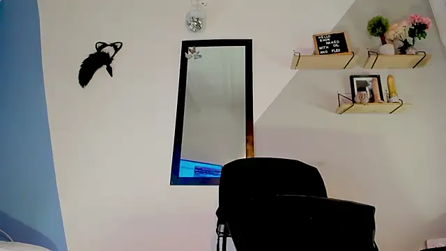 Snapshot of Aria_fitness chatting on January 15, 2026, 1:05 pm Aria fitness online show from January 15, 2026, 1:05 pm