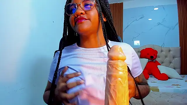 Snapshot of ZahraRose chatting on January 7, 2026, 8:00 pm ZahraRose online show from January 7, 2026, 8:00 pm