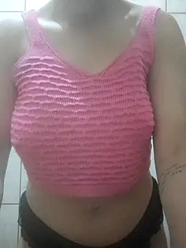 gatinha 18 online show from November 20, 2025, 4:34 am