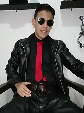 Snapshot of Mr-Eros-Master chatting on March 1, 2025, 10:10 pm Mr-Eros-Master online show from March 1, 2025, 10:10 pm