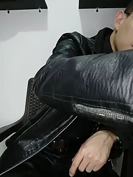 Snapshot of Mr-Eros-Master chatting on March 11, 2025, 8:31 pm Mr-Eros-Master online show from March 11, 2025, 8:31 pm