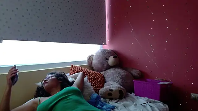 morahaze online show from January 4, 2025, 9:20 pm