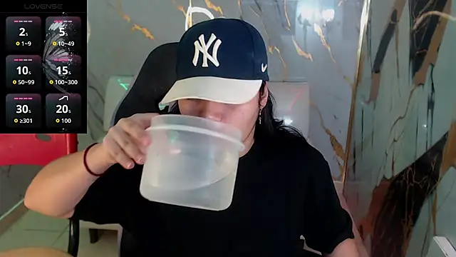 melany rouse18 online show from December 4, 2025, 1:42 pm