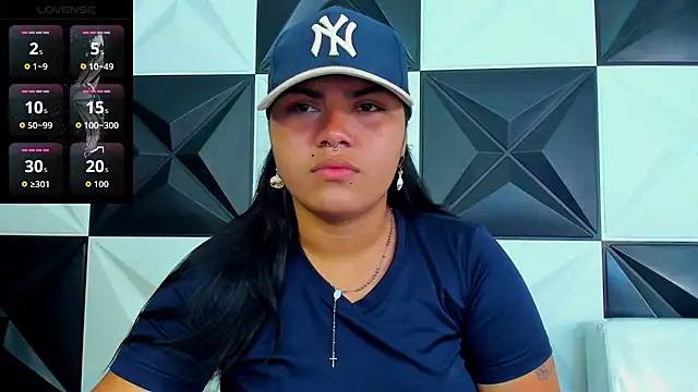 Snapshot of melany_rouse18 chatting on February 11, 2026, 1:21 am melany rouse18 online show from February 11, 2026, 1:21 am