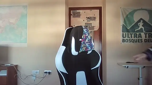 Snapshot of llopaco chatting on January 31, 2026, 7:11 pm llopaco online show from January 31, 2026, 7:11 pm