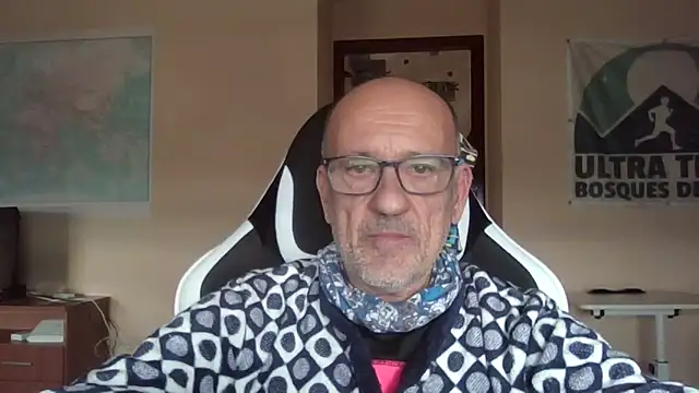 Snapshot of llopaco chatting on February 3, 2026, 1:49 pm llopaco online show from February 3, 2026, 1:49 pm