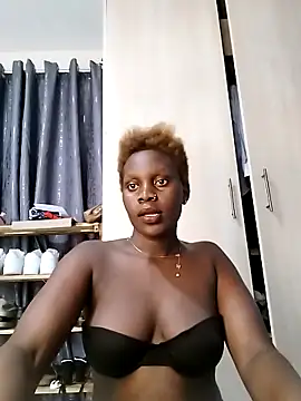 Snapshot of Nubian_aszz chatting on March 17, 2025, 11:21 am Nubian aszz online show from March 17, 2025, 11:21 am