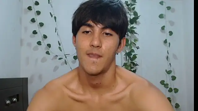 neithanzynxx online show from February 19, 2025, 10:53 pm