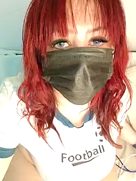 Snapshot of Loly2025 chatting on November 13, 2025, 12:20 am Loly2025 online show from November 13, 2025, 12:20 am