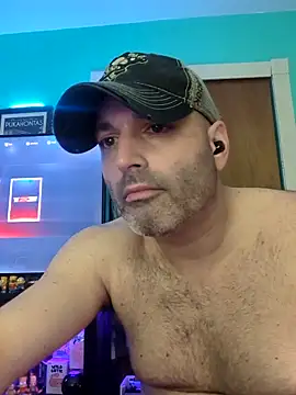 Novabear6996 online show from April 17, 2026, 5:54 am