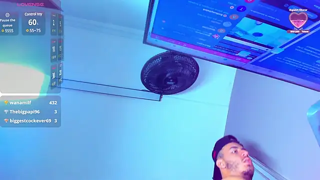 AdamParker  online show from March 7, 2025, 12:12 pm