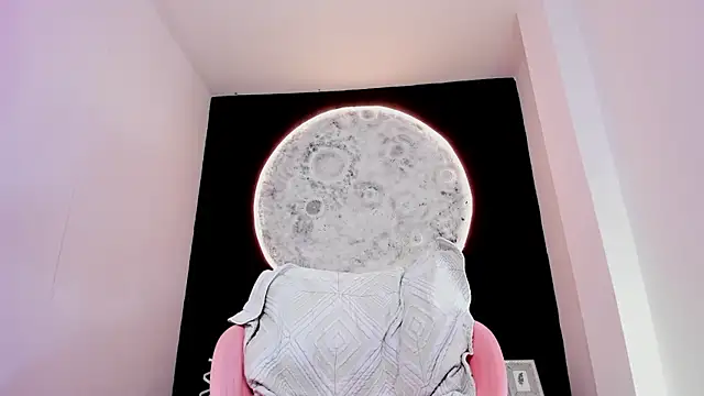 JacobRoberts1 online show from February 19, 2025, 8:12 am