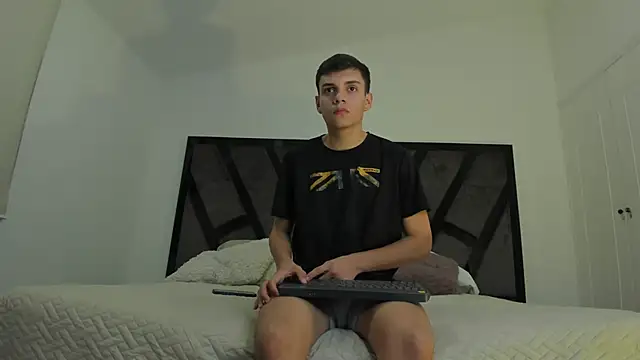 JacobRoberts1 online show from February 24, 2025, 4:27 am