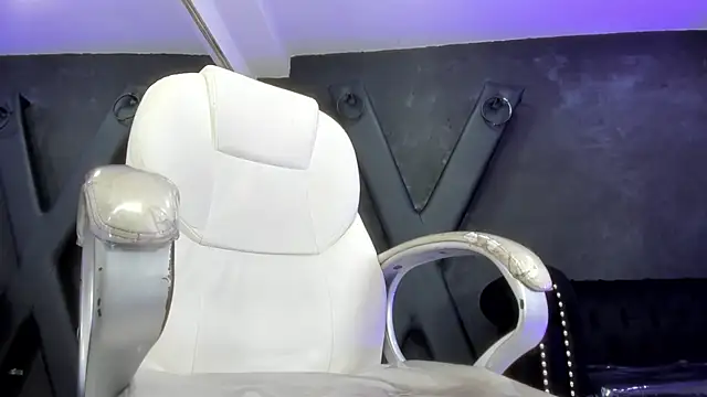 JacobRoberts1 online show from March 6, 2025, 7:57 am