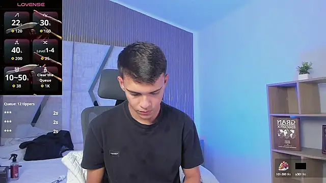 JacobRoberts1 online show from October 2, 2025, 7:54 pm