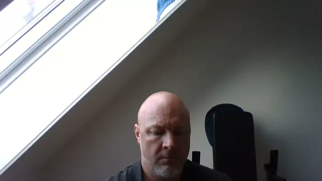 Snapshot of Lucifer29cm chatting on September 17, 2025, 8:38 am Lucifer29cm online show from September 17, 2025, 8:38 am