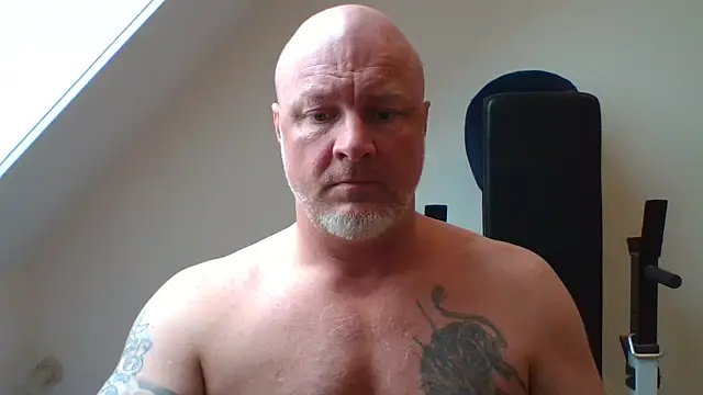 Lucifer29cm online show from November 5, 2025, 8:36 am