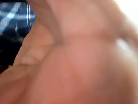 Snapshot of halu5400 chatting on March 3, 2026, 2:01 pm halu5400 online show from March 3, 2026, 2:01 pm