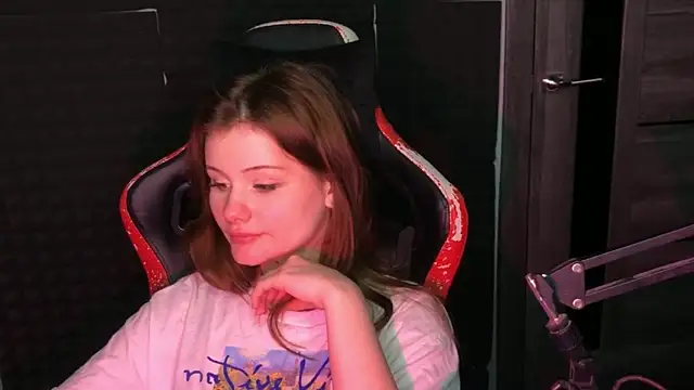 baby Milaaaaaaa online show from March 3, 2025, 8:00 pm