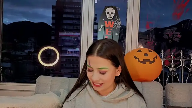 Ivanna West online show from October 14, 2025, 10:38 am