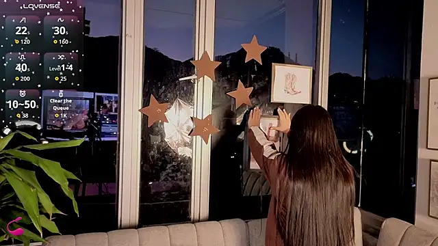 Ivanna West online show from November 21, 2025, 10:25 am