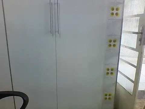 Gabrielteixeira120 online show from April 15, 2026, 7:32 pm