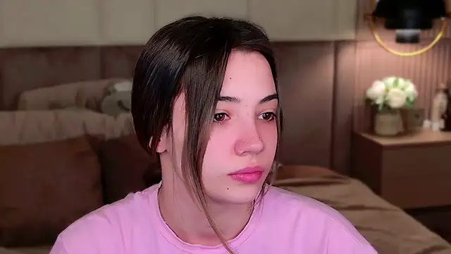 Snapshot of Alice_Deleon chatting on March 1, 2025, 9:26 pm Alice Deleon online show from March 1, 2025, 9:26 pm