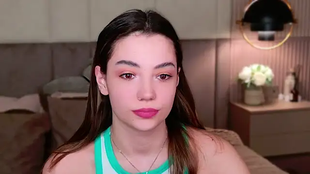 Snapshot of Alice_Deleon chatting on March 2, 2025, 10:05 pm Alice Deleon online show from March 2, 2025, 10:05 pm