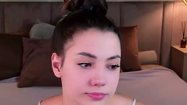 Snapshot of Alice_Deleon chatting on September 13, 2025, 9:36 pm Alice Deleon online show from September 13, 2025, 9:36 pm